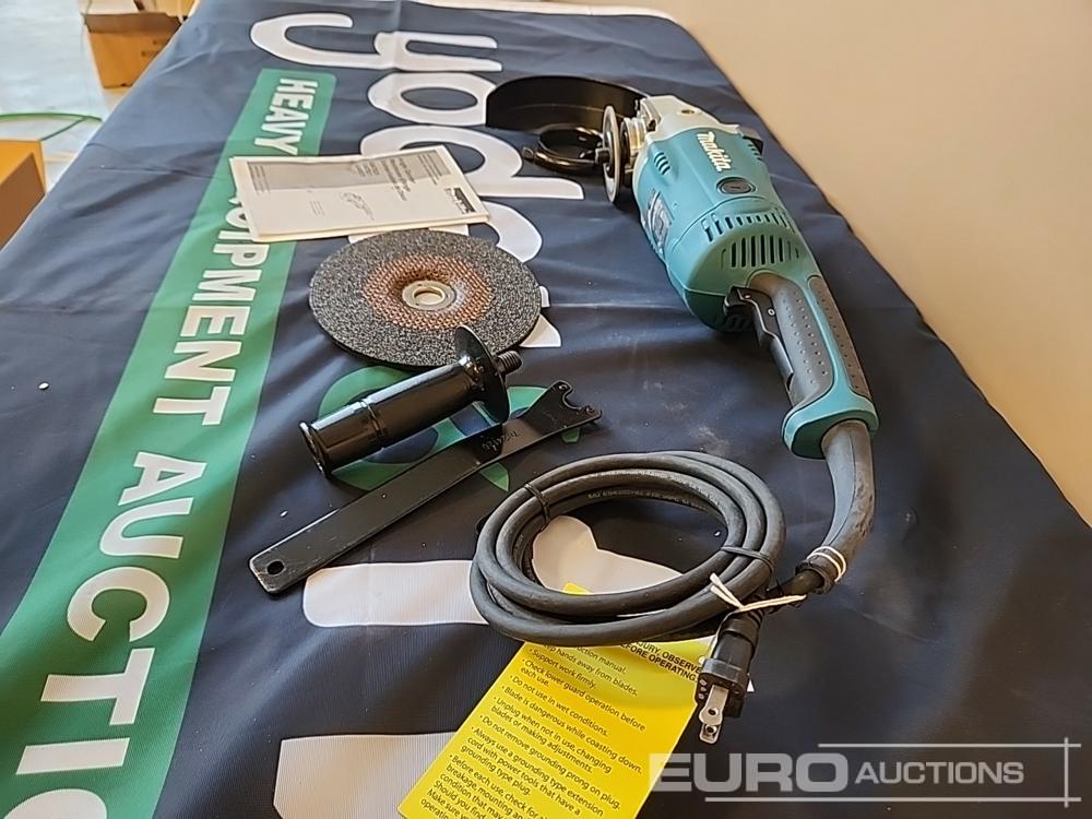 Makita GA7021 7 Angle Grinder, with AC/DC Switch - Power Angle