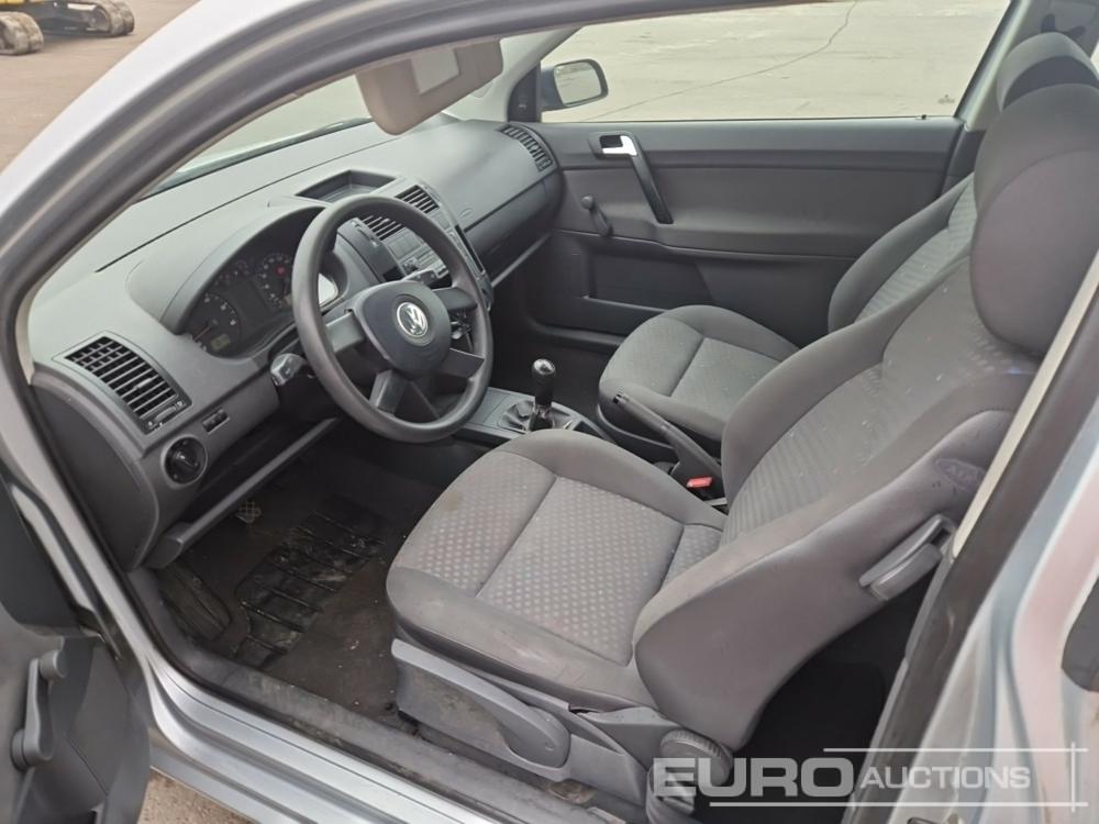 Vw polo 2005 online interior