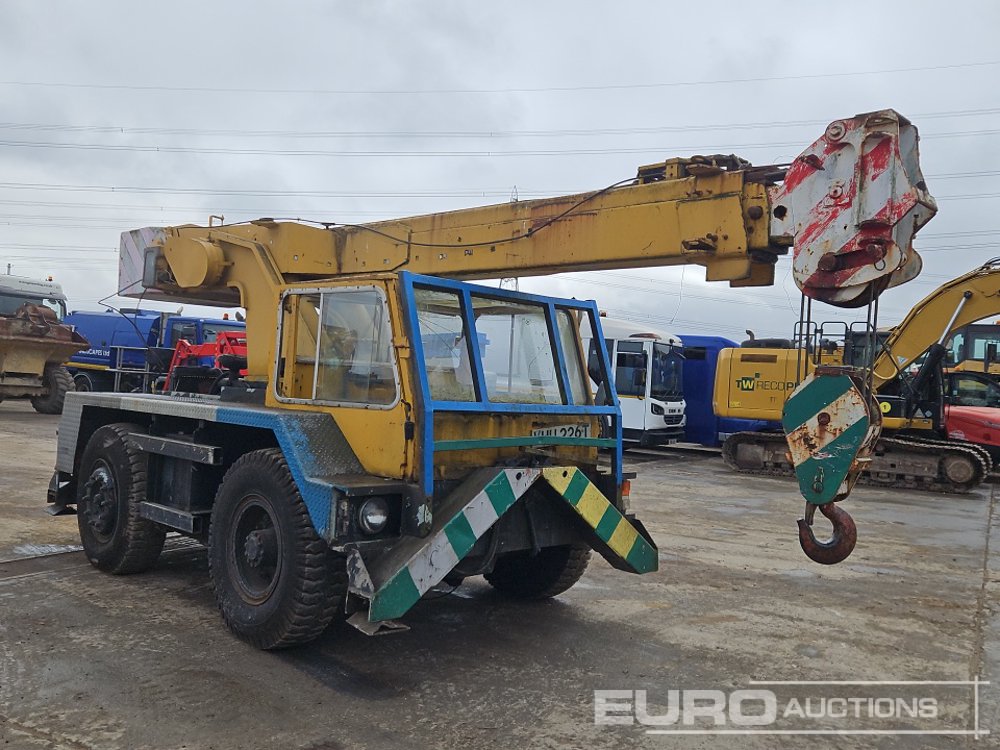 Iron Fairy 4x2 Rough Terrain Crane, Stabilisers | Product | Equipment ...