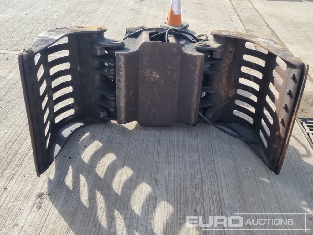 Hydraulic Rotating Clamshell Bucket 60mm Pin to suit 10 Ton Excavator ...