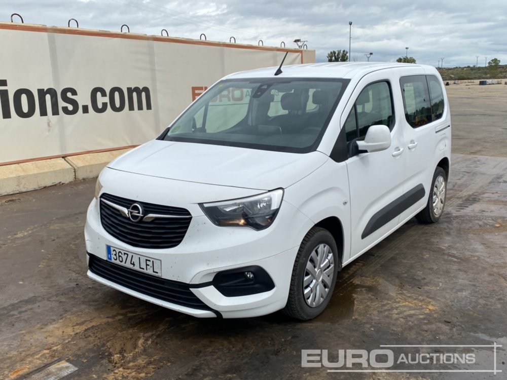 Image de Fourgonnettes Opel COMBO