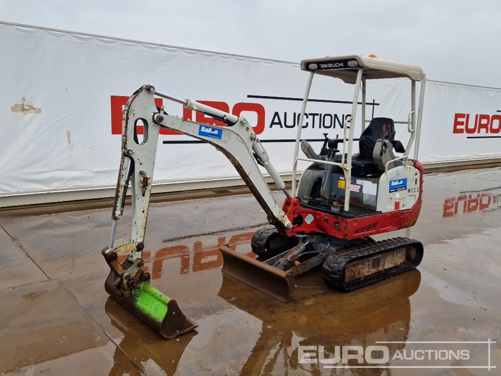 Image for MINI EXCAVATORS 2015 TAKEUCHI TB216