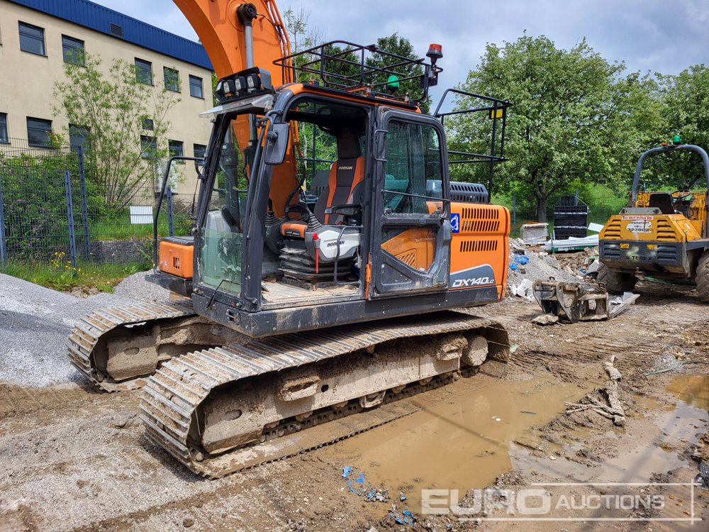 2021 Doosan DX140 LC - 5-cover image