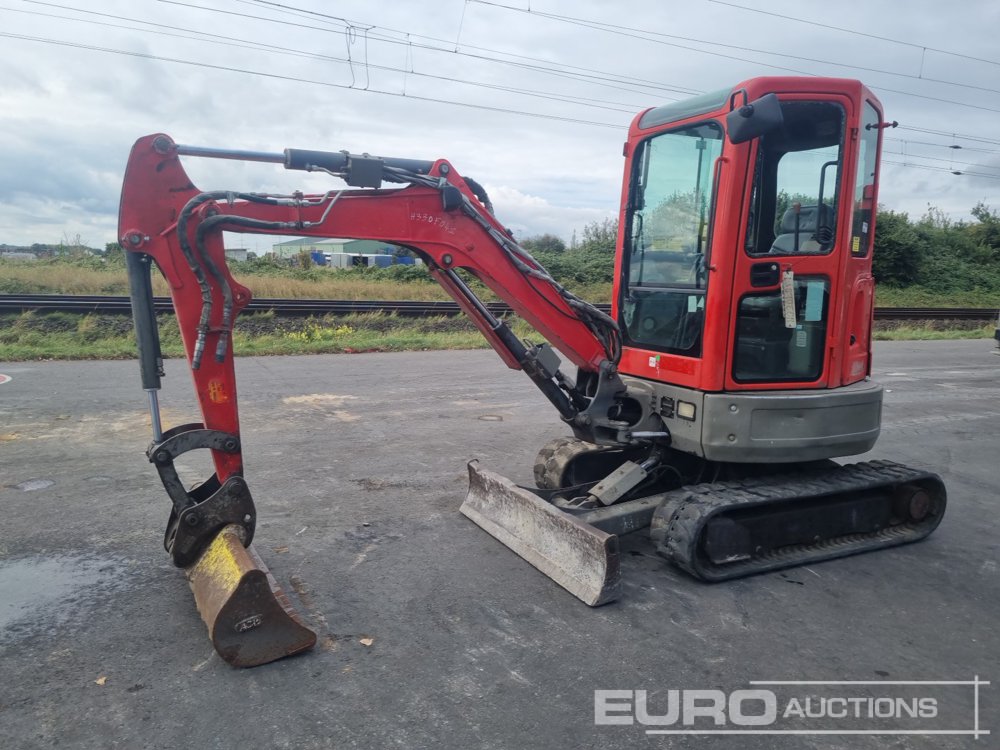 Image for MINI EXCAVATORS 2013 BOBCAT E25 EM