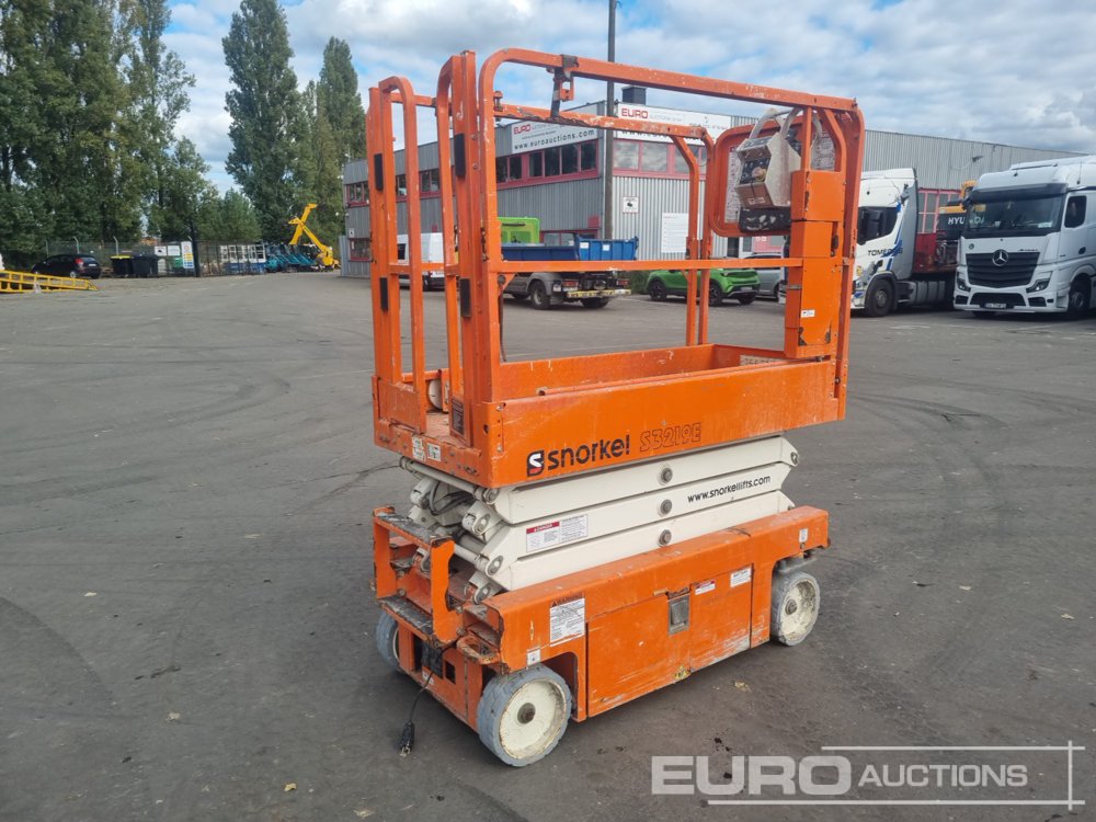 Image for SCISSOR LIFTS Snorkel S3219E