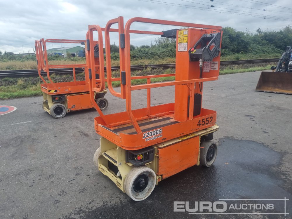 Image for Manlifts 2010 JLG 1230ES