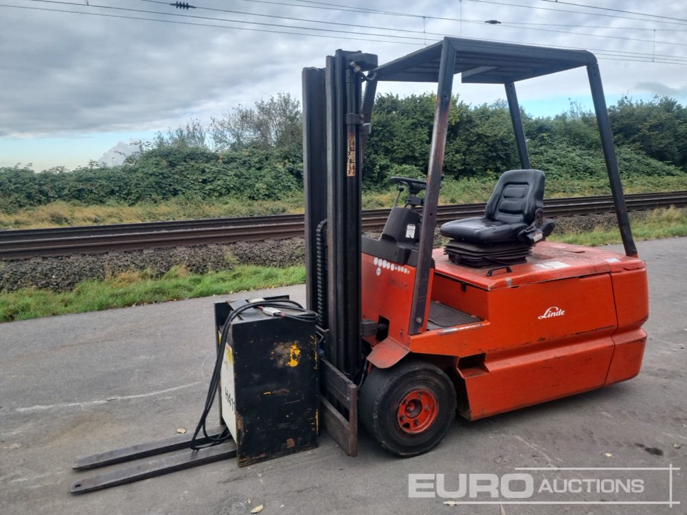 Image for Pick-up Trucks Linde E25-02