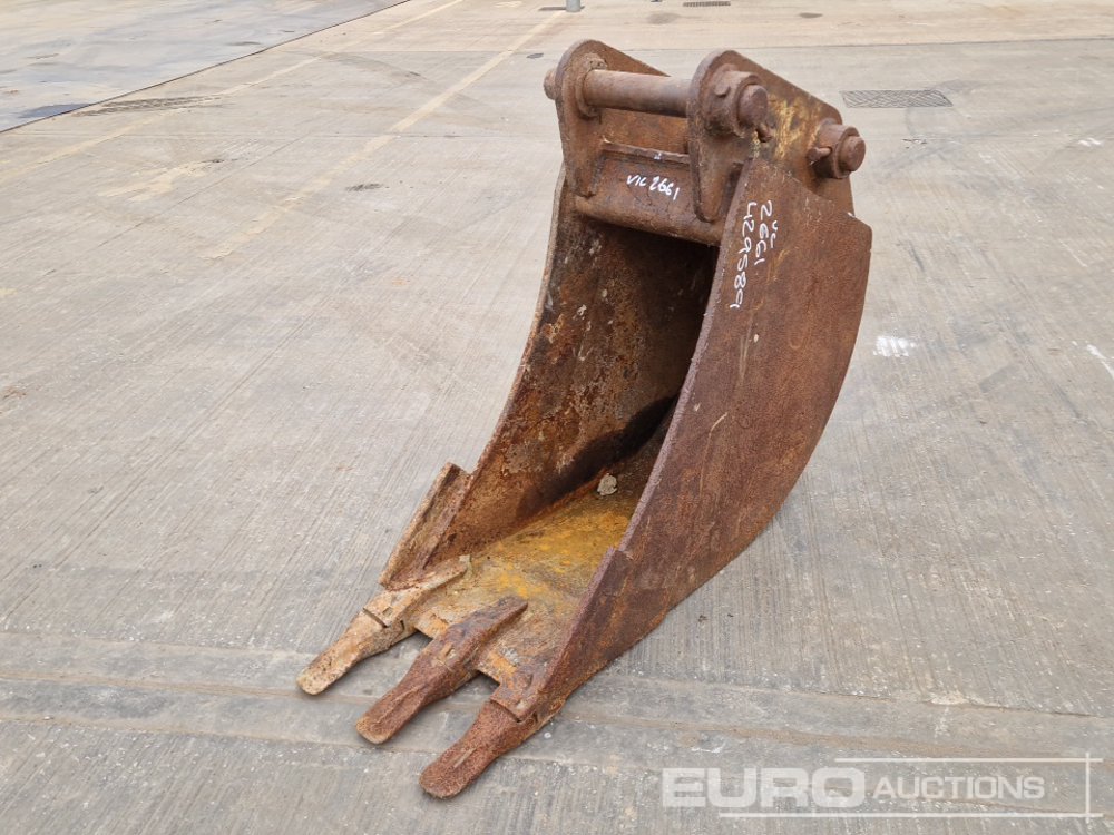 صورة ل Hydraulic Excavator Attachments سكوت