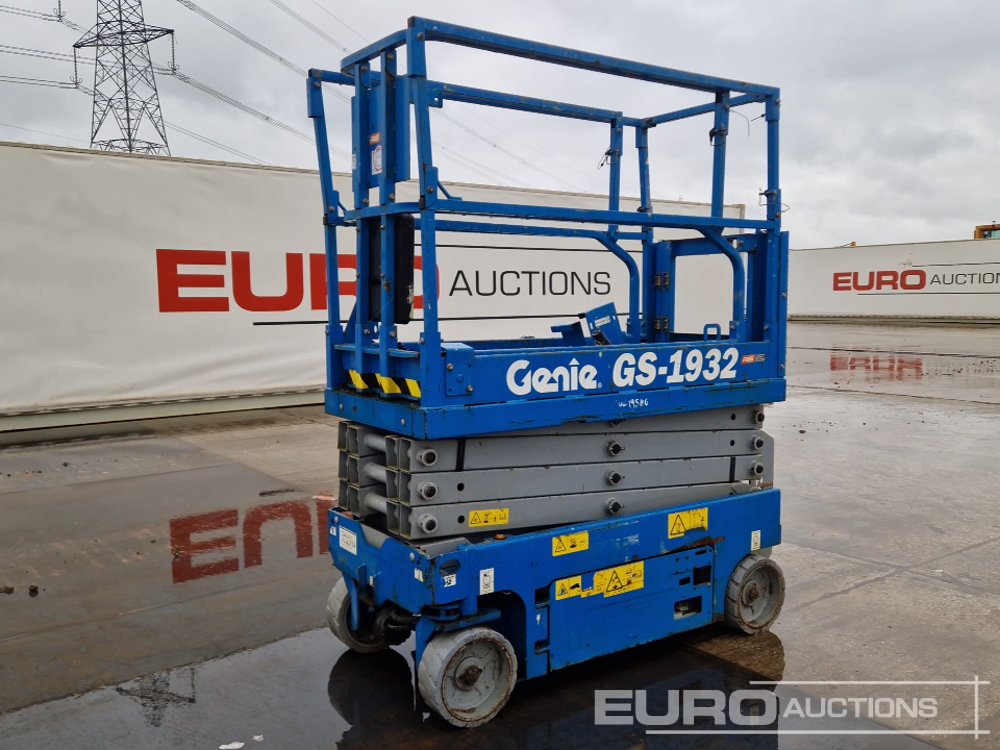 Image for SCISSOR LIFTS 2019 Genie GS1932