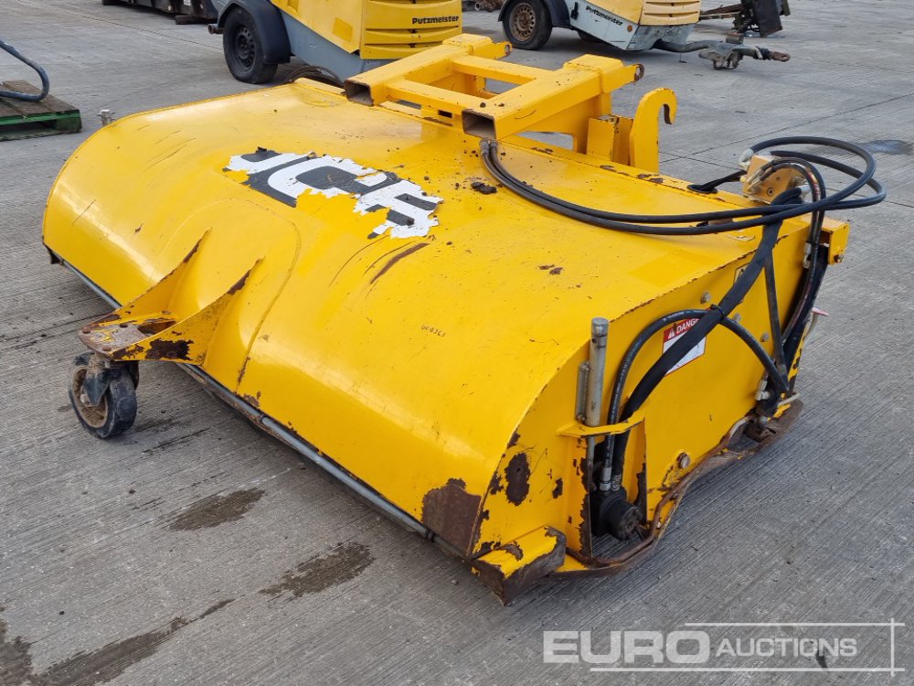 Image de DIVERS 2018 JCB SC240