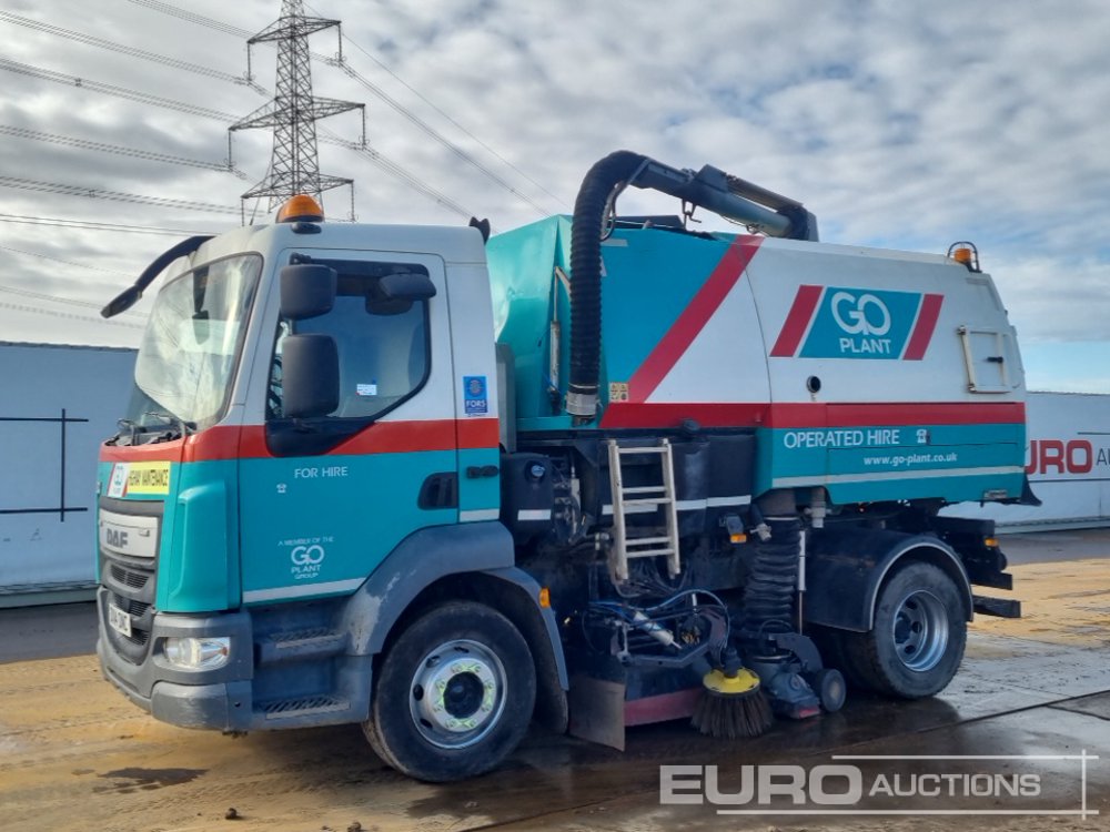 Image de BALAYEUSES 2014 DAF LF220