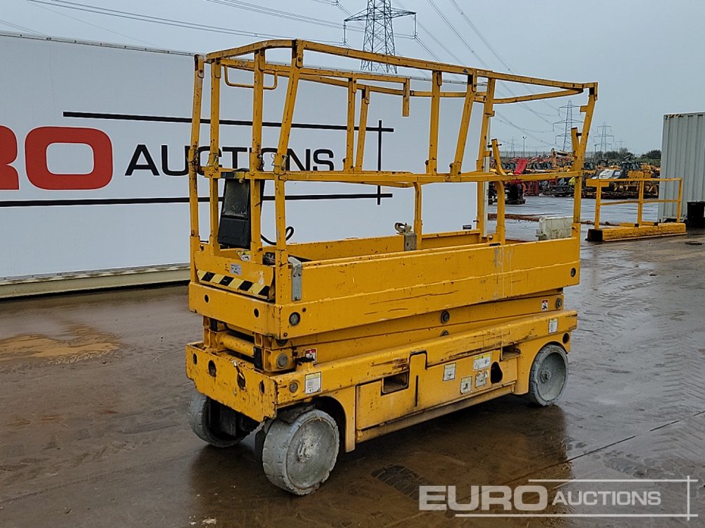 Image for SCISSOR LIFTS 2015 Haulotte COMPACT 8