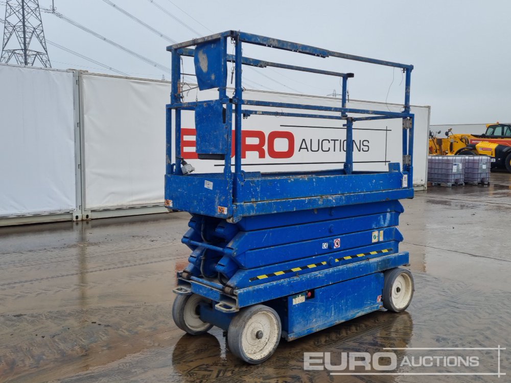 Image for SCISSOR LIFTS 2015 SkyJack SJ3226