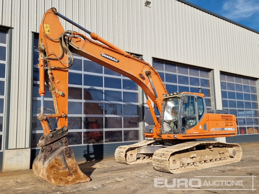 Image for 20 Ton+ Excavators 2014 Doosan DX255LC-3