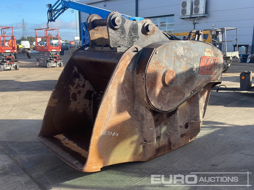 Image for Material handler / cable excavator Hardox