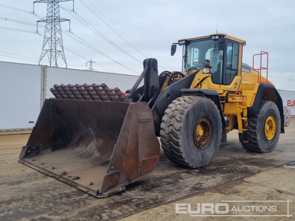 صورة ل Tractor Units 2017 فولفو L180H