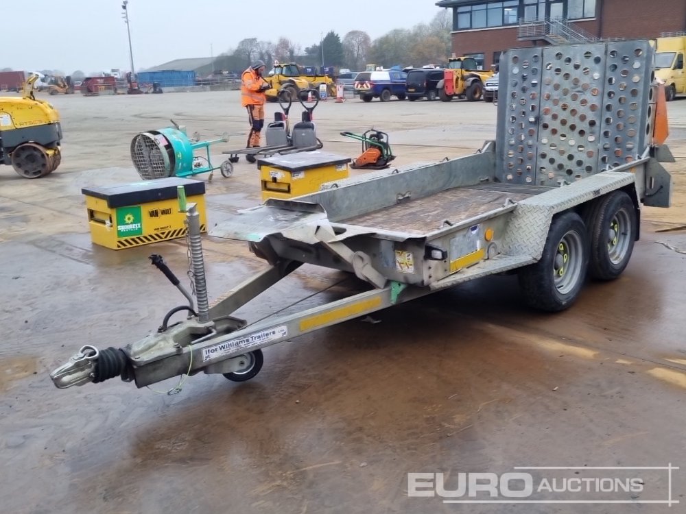 صورة ل Tractor Units إيفور ويليامز 2.7 TON