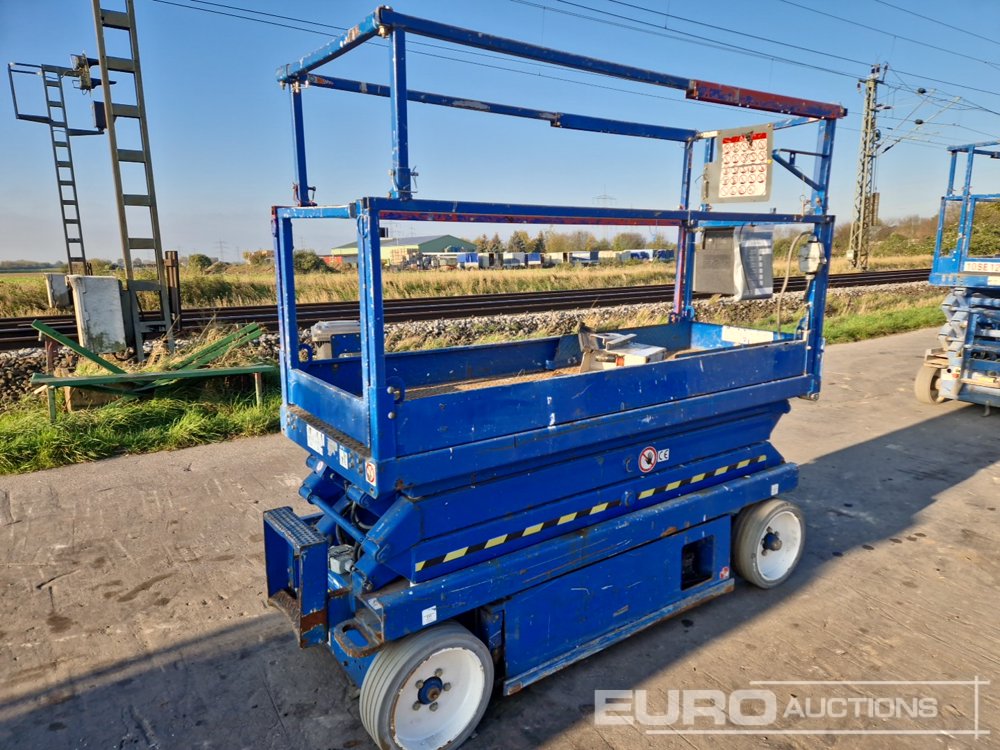 Image for SCISSOR LIFTS 2016 SkyJack SJIII-3220