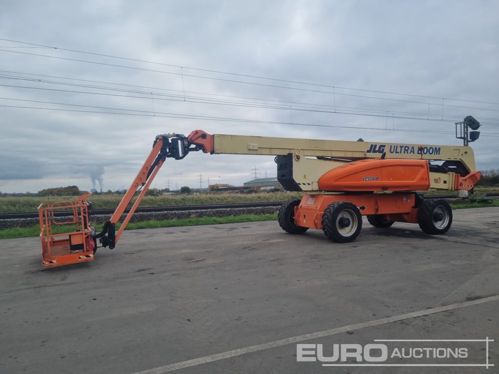 Image for MAST LIFTS 2014 JLG 1250AJP