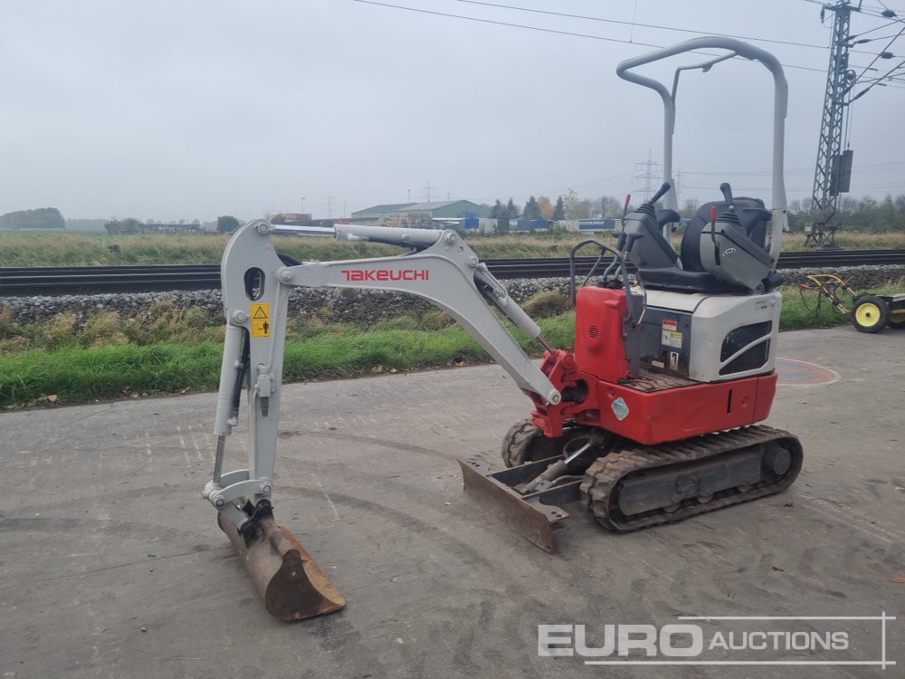 Image for MINI EXCAVATORS 2017 TAKEUCHI TB210R