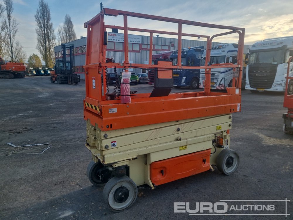 Image for LIFTS 2017 JLG 2032ES