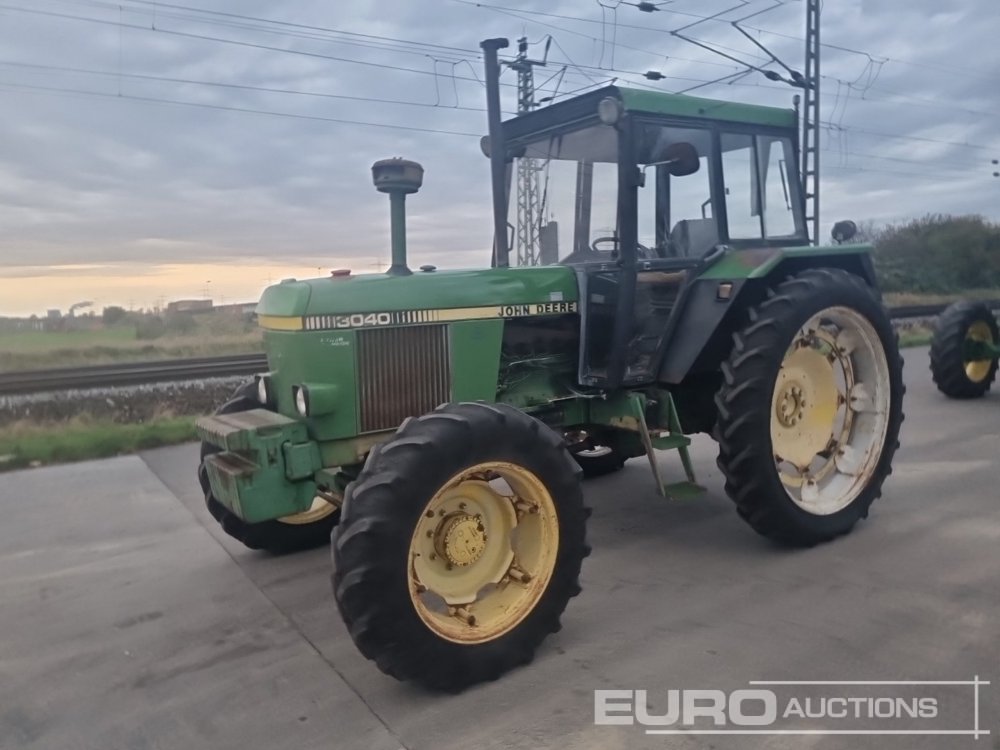 Image for TRACTORS JOHN DEERE 3040