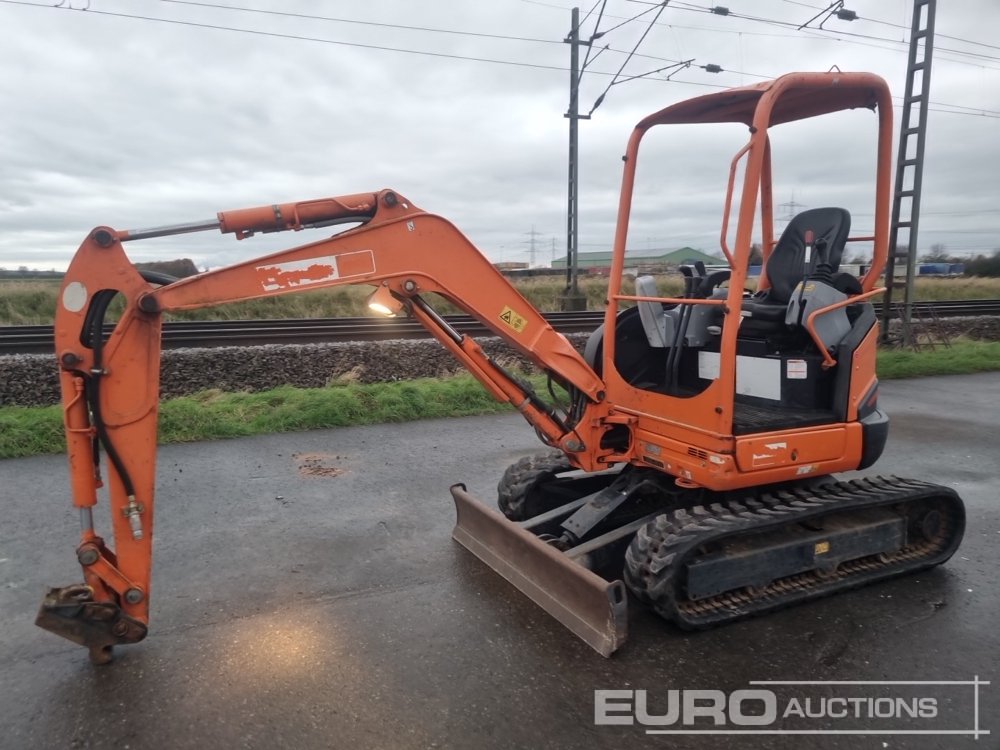 Image for MINI EXCAVATORS 2015 KUBOTA U27-4